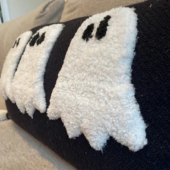 NEW Black ghost tassel pillow Pac-Man viral TikTok - Picture 3 of 6